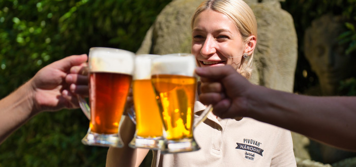 V Česku se v poslední době díky minipivovarům hodně pije nefiltrované pivo. 