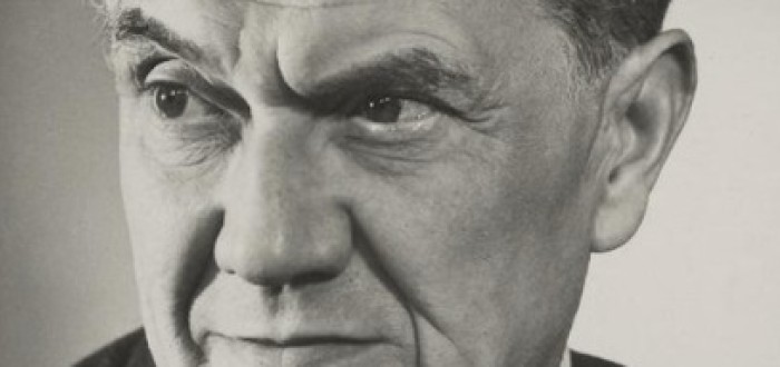 Herec Stanislav Neumann byl členem KSČ. Tato skutečnost naštěstí nemění nic na jeho hereckých kvalitách