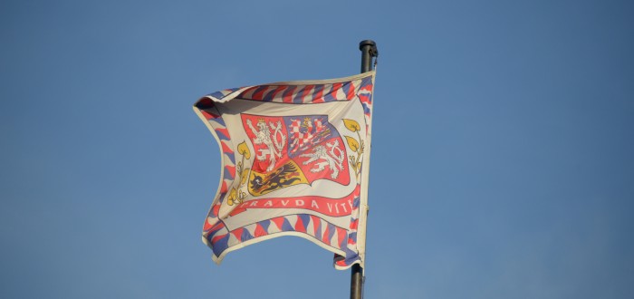 Vlajka prezidenta České republiky je oficiálním státním symbolem země. Jejím autorem je heraldik Jiří Louda 