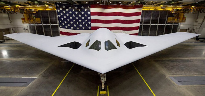 Americký letoun B-21 má představovat novou generaci bombardérů, která má být hlavně odstrašením pro Čínu a Rusko