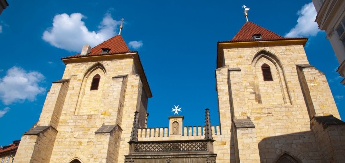 Kostel Panny Marie pod řetězem je jedním z nejvýznamnějších architektonických děl v Praze
