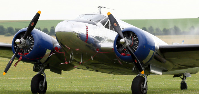 Beechcraft Model 18 – v tomto letadle havarovali v roce 1948 naši hokejisté