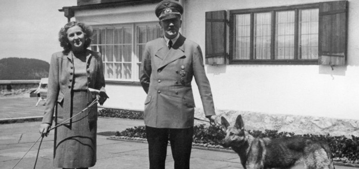 Hitler byl častěji fotografován s Blondi než se svojí milenkou