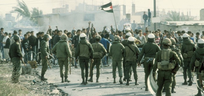 Nepokoje v palestinském uprchlickém táboře Džabálijá vypukly již 9. prosince 1987