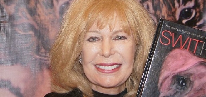 Kromě herectví byla Loretta Swit ochránkyní zvířat. Dabovala ji česká herečka Jorga Kotrbová