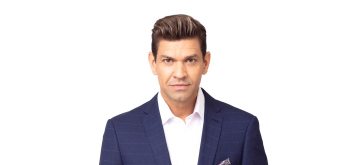 Širší veřejnosti se stal Petr Vojnar známým díky spolumoderování talk show Nikdo není dokonalý po boku Jiřího Krampola