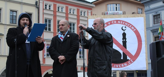 Miroslav Adamec, Martin Konvička a David Štěpán na demonstraci iniciativy Islám v České republice nechceme.