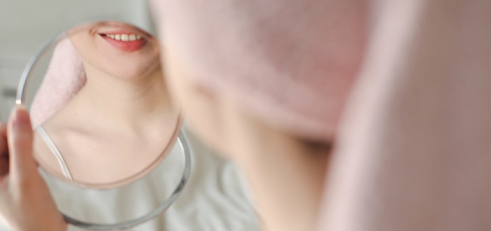 Kůže je největší lidský orgán. Každou chvíli se na ní objeví skvrny nebo vyrážky a jizvičky. Pot, nadváha ani cukrovka jí nesvědčí 