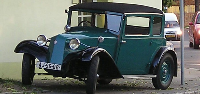 Řidiči si museli zvyknout. Ze dne na den přejeli do jiného pruhu