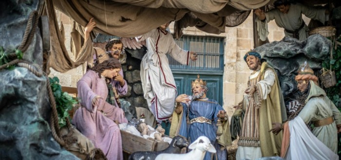 Vánoční betlémy souvisí i s jinými událostmi, než je narození Krista. Jsou to třeba Zvěstování Panně Marii, Hledání noclehu, Útěk do Egypta a Vražda neviňátek