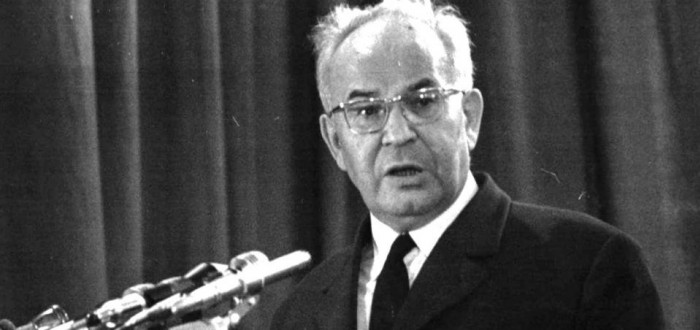 Nejvíc vtipů se říkalo o Husákovi. A stačilo málo, třeba že Husák vyrazil na návštěvu USA