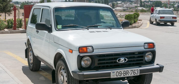 Lada Niva se dočkala inovace. Jak to ale v Rusku chodí, nese to s sebou daň