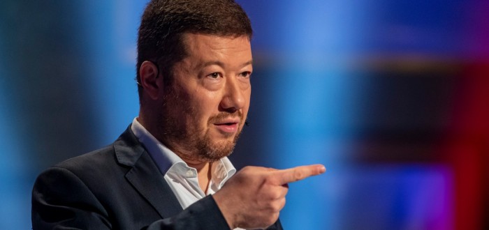 Okamura se pasoval do role zachránce ryb před krvežíznivými Ukrajinci