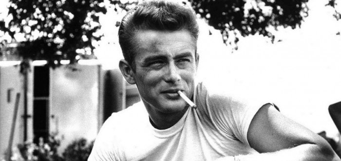 James Dean bývá často považován za ikonu kvůli svému nevázanému životu, který zahrnoval i rozporuplnou sexualitu. Prý měl vztahy i s muži