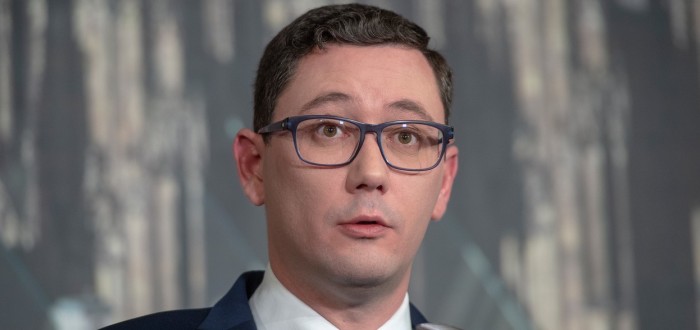 Prezidentův mluvčí Jiří Ovčáček pojal informování o stavu prezidenta Zemana po svém