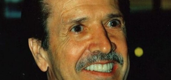 Sonny Bono, který se stal známý hlavně díky uměleckému a osobnímu partnerství s královnou plastik Cher, byl nakonec čtyřikrát ženatý