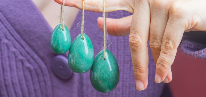 Yoni egg jsou stále populárnější pomůckou pro posílení ženských orgánů