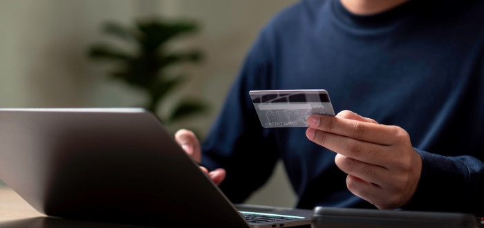 Rychlá dohoda, transparentní přístup a krátká smlouva: online půjčka od SOScreditu