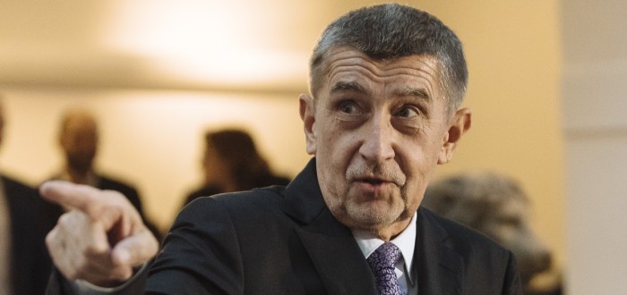 Premiér Andrej Babiš sliboval na jižní Moravě, zdecimované tornádem, rychlou pomoc. Tu zatím suplují neziskovky