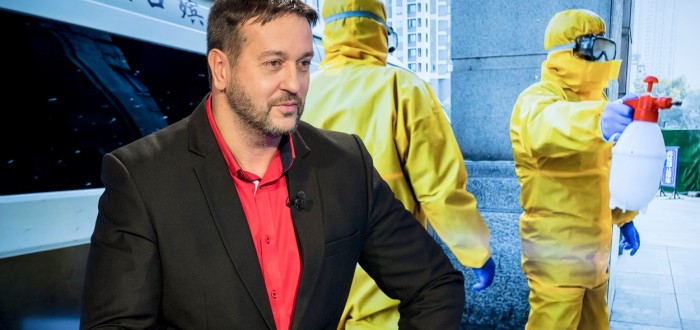 Rastislav Maďar studoval na Jesseniově lékařské fakultě Univerzity Komenského v Martině