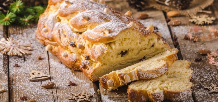 Vánočku můžete zaplést i velmi jednoduše