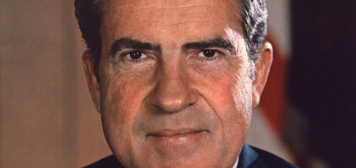 Prezident USA Richard Nixon musel pod tíhou aféry Watergate odstoupit