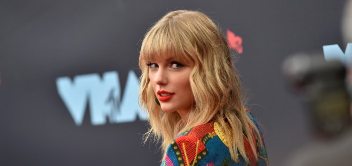 Taylor Swift získala už svoji třetí cenu Grammy za nejlepší desku roku