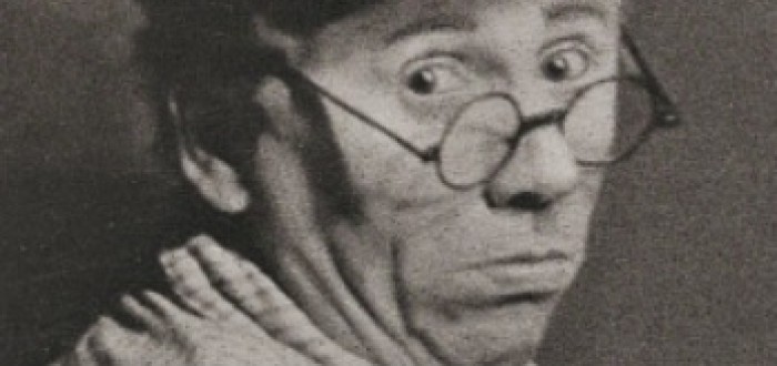 V roce 1948 emigroval Jára Kohout s rodinou do západního Německa. Hollywood ovšem nedobyl a po sametové revoluci se vrátil do vlasti, kde si zahrál ve filmu Ještě větší blbec, než jsme doufali