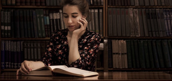 V knihovně Harvardské univerzity půjčovali knihu, vázanou v lidské kůži