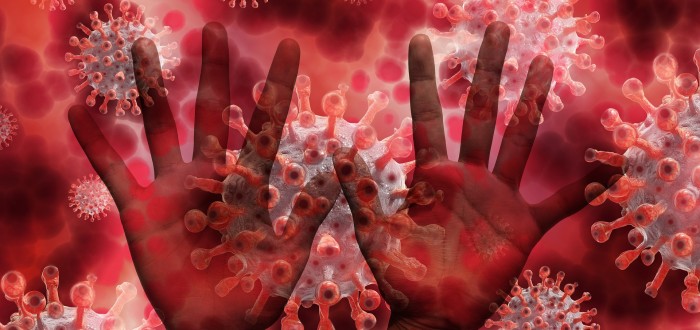 Podle Hela současná kompromisní strategie vlády povede k tomu, že se bude Česko s epidemií potýkat déle
