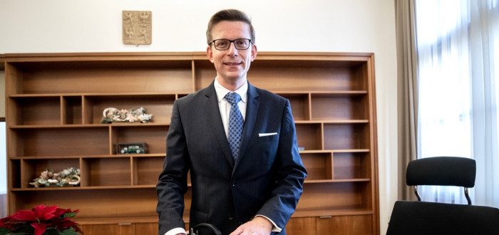 Členem ODS se Martin Kupka stal v roce 2008 a už o dva roky později byl jako trojka na její kandidátní listině zvolen s druhým nejvyšším počtem preferenčních hlasů do zastupitelstva obce Líbeznice