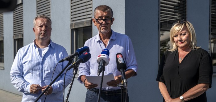 Andrej Babiš zřejmě trpí ztrátou paměti. Tvrdí, že jeho hnutí nemělo 12 let žádný skandál