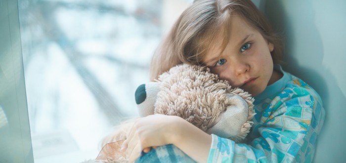 Děti, které vykazují příznaky PIMS-TS, musí být léčeny okamžitě