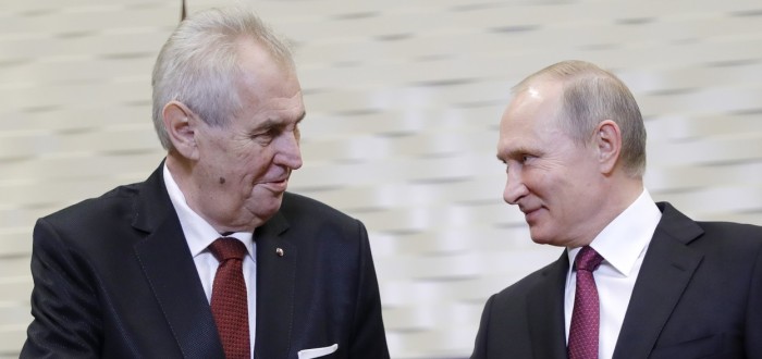 Ruský prezident je podle Zemana šílenec, tento názor je u něj velkou novinkou