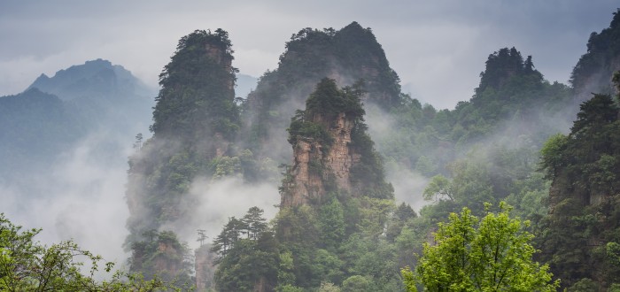 Létající Hallelujah hory byly vytvořeny na základě sloupovitých hor v čínském národním parku Zhangjiajie