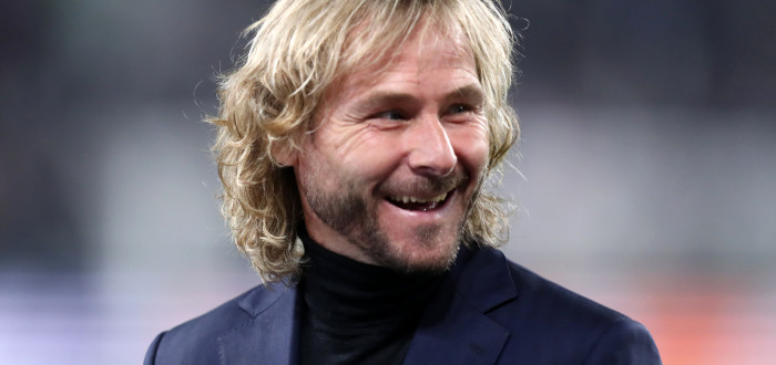 Pavel Nedvěd je i dnes spokojený, svědčí mu mimo jiné také vztah s Darou Rolins