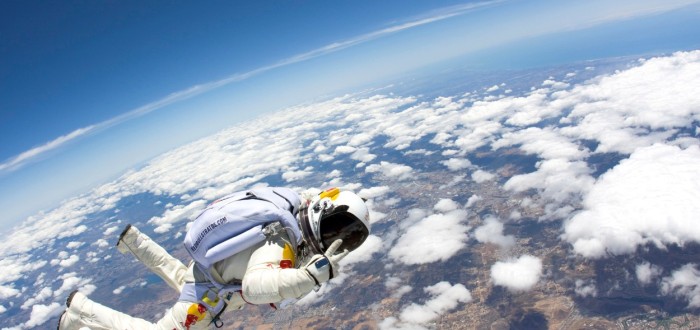 Felix Baumgartner při jednom ze cvičných seskoků