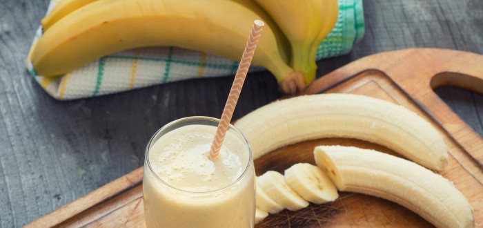 Banán můžete do svého jídelníčku zařadit mimo jiné i pomocí lahodného smoothie