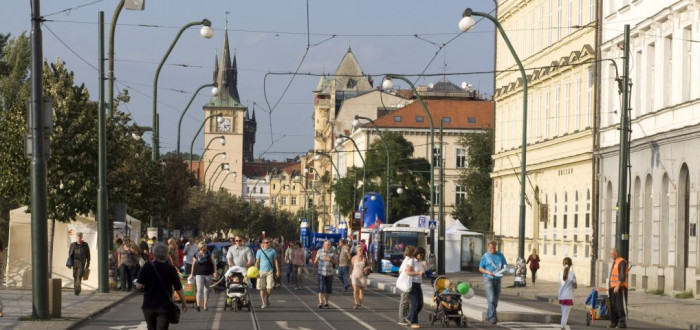 Smetanovo nábřeží bez lidí je něčím úplně jiným