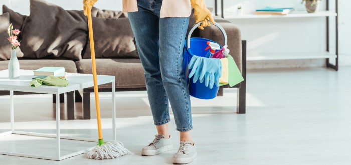 Čas při úklidu vám ušetří mimo jiné i umístění čisticích potřeb na jedno místo