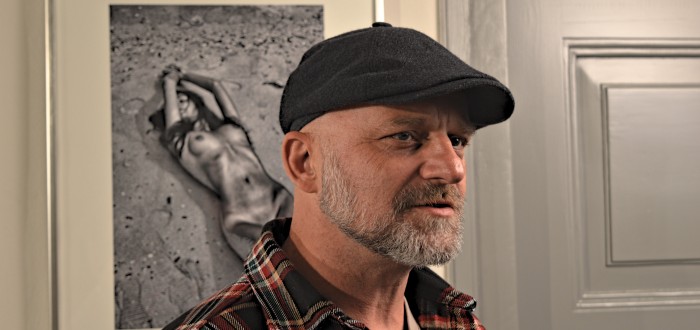 Hynek Čermák se představil v roli fotografa