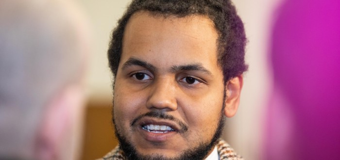 V květnu 2021 Dominik Feri rezignoval na poslanecký mandát v souvislosti s obviněním ze sexuálního obtěžování a opustil politiku s plánem bránit se nařčením soudní cestou