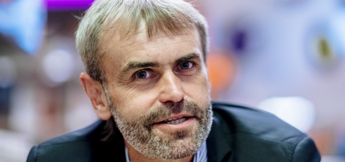 Po střední škole se Šlachta živil nejdříve jako traktorista, inspirován bratrem, později nastoupil k policii
