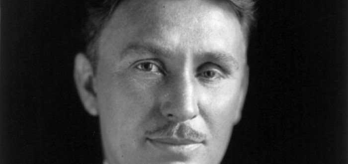 Wiley Post byl leteckým průkopníkem a prvním, kdo sám obletěl svět