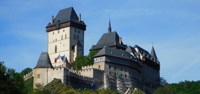 Rekonstrukce části hradu návštěvníkům v prohlídce nebrání