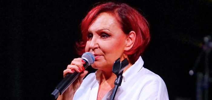 Podle zpěvačky Petry Janů je to, jestli bude mít žena děti, nebo ne, soukromá věc, do které nikomu nic není
