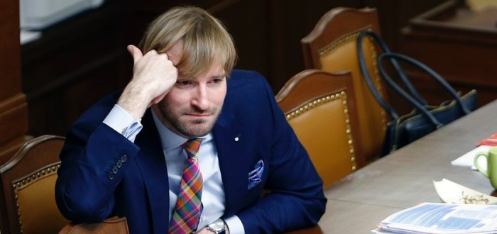 Pražský městský soud zrušil některá vládní omezení v souvislosti s bojem proti koronaviru
