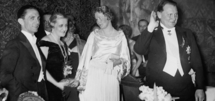 Goebbels byl ve společnosti oblíbený, měl přehled a umění komunikace ovládal bezvadně