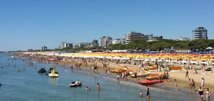Lignano Sabbiadoro láká své návštěvníky na nekonečné zlaté pláže