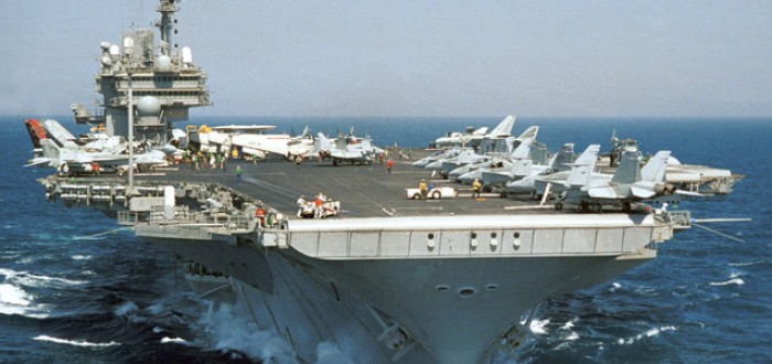 Americká letadlová loď USS Kitty Hawk mohla teoreticky nepozorovaně napadnout v roce 2007 čínská ponorka